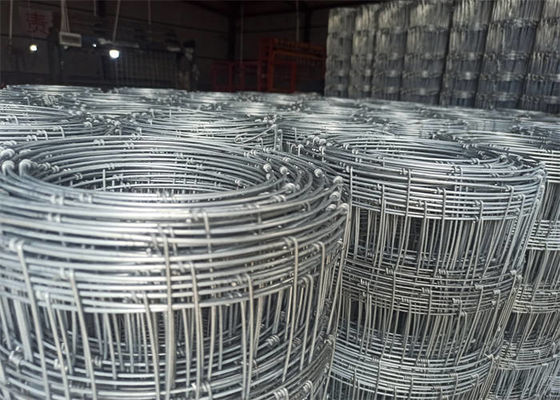 Corrosion Resistant Hinge Joint Knot Fence Height 1.05m - 2.4m For Fencing Pastures