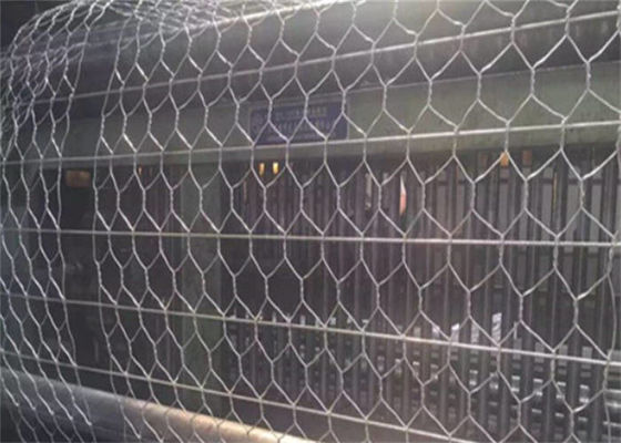 2.7mm Hot Dipped Galvanized Hexagonal Hexagonal Wire Mesh Gabion Mesh