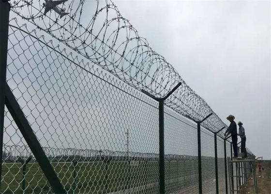 Chain Link Wire Mesh Fence Corrosion Resistant Plus Razor Wire Mesh Fencing