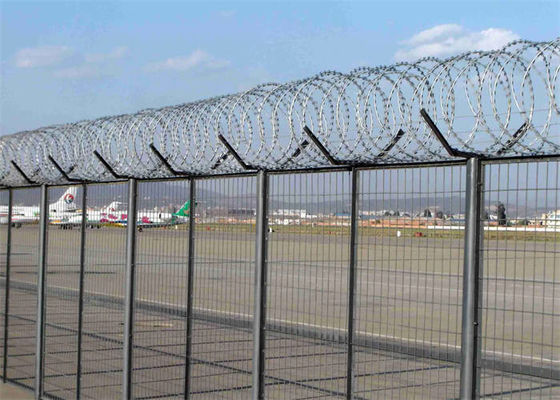Height 2.4M Wire Mesh Fence Anti Intruder High Security