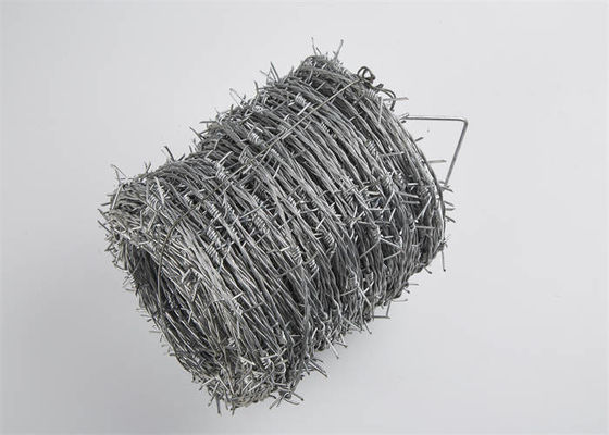 Hot Dipped Galvanized Barbed Wire Reverse Twist 20cm Aperture