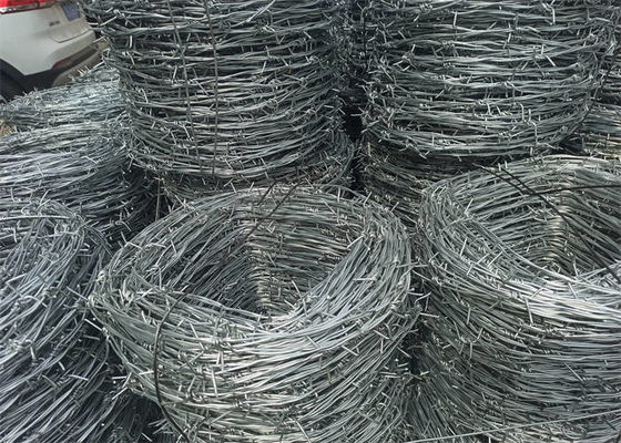 Hot Dip Galvanized Barb Wire Roll  Anti Acid / Alkali For Wire Mesh Fence
