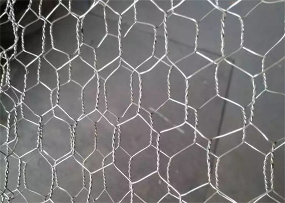 26G Dia Hexagonal Wire Netting Fence Hardware Cloth 150 Feet Length