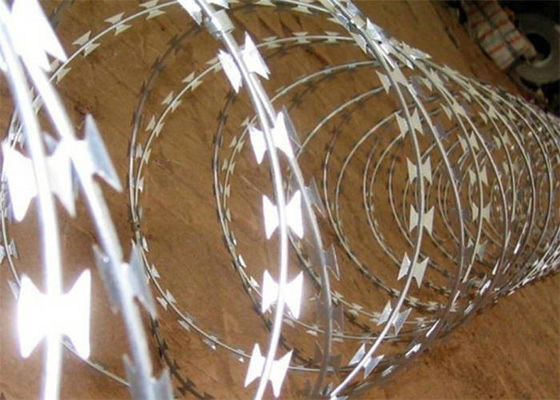Durable Concertina Razor Wire Single / Double Spiral Razor Wire Coil