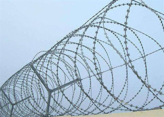 Hot Dipped Galvanized Concertina Barbed Wire Coil  BTO30 Barb Wire Coil