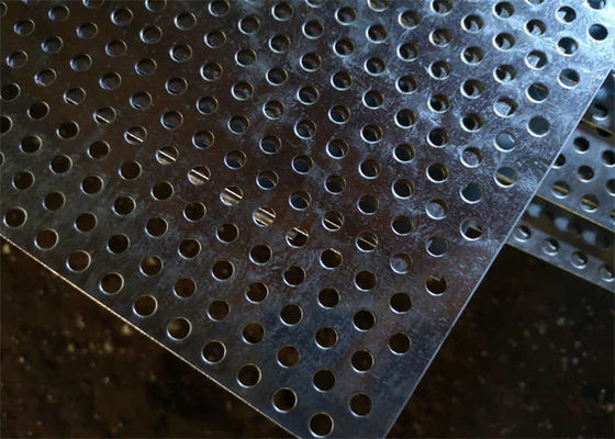 Mild Carbon Steel Perforated Steel Sheet Round Holes For Protective Fencing