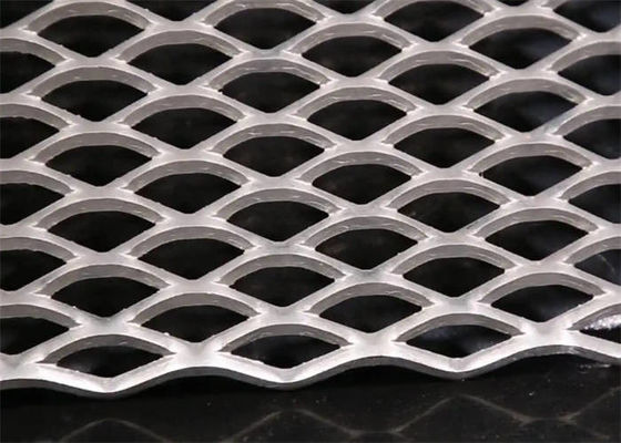 Diamond Expanded Metal Security Fencing Electro Galvanized Coated Low Carbon