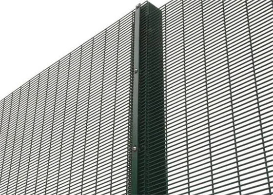 Customizable 358 Wire Fence With +/-0.5mm Wire Diameter Tolerance
