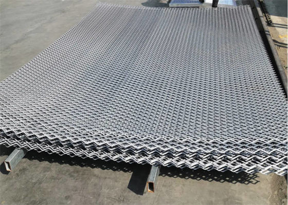 Flat Expanded Metal Panels / Ceilings Flexible design For Architecture