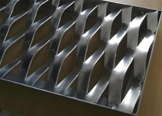Stainless Steel Expanded Metal Fabrication For Industrial / Agricultural / Residential